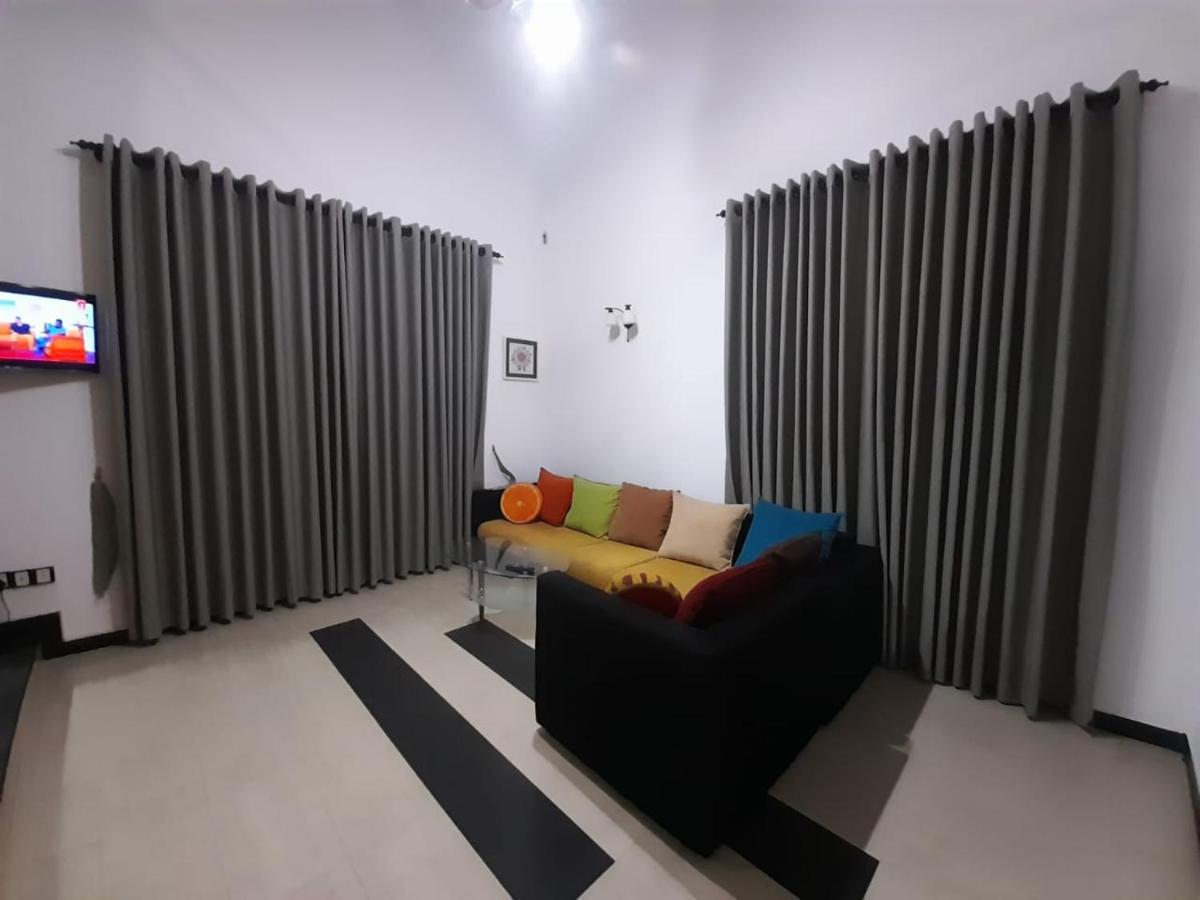 Sobaya Residence Ambalantota Luaran gambar