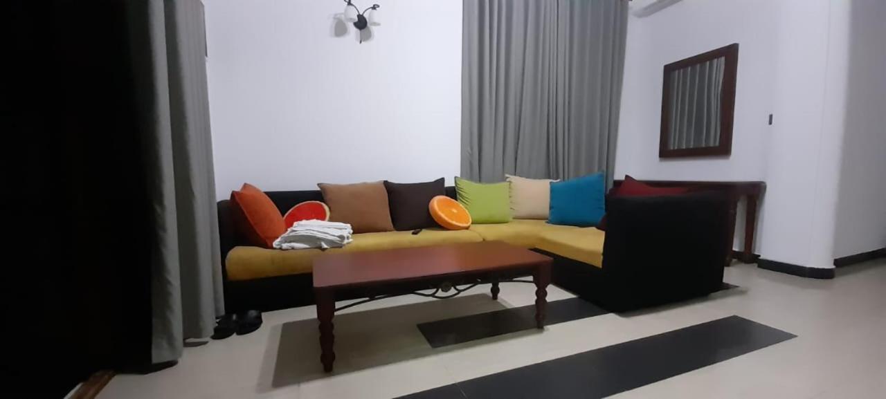 Sobaya Residence Ambalantota Luaran gambar