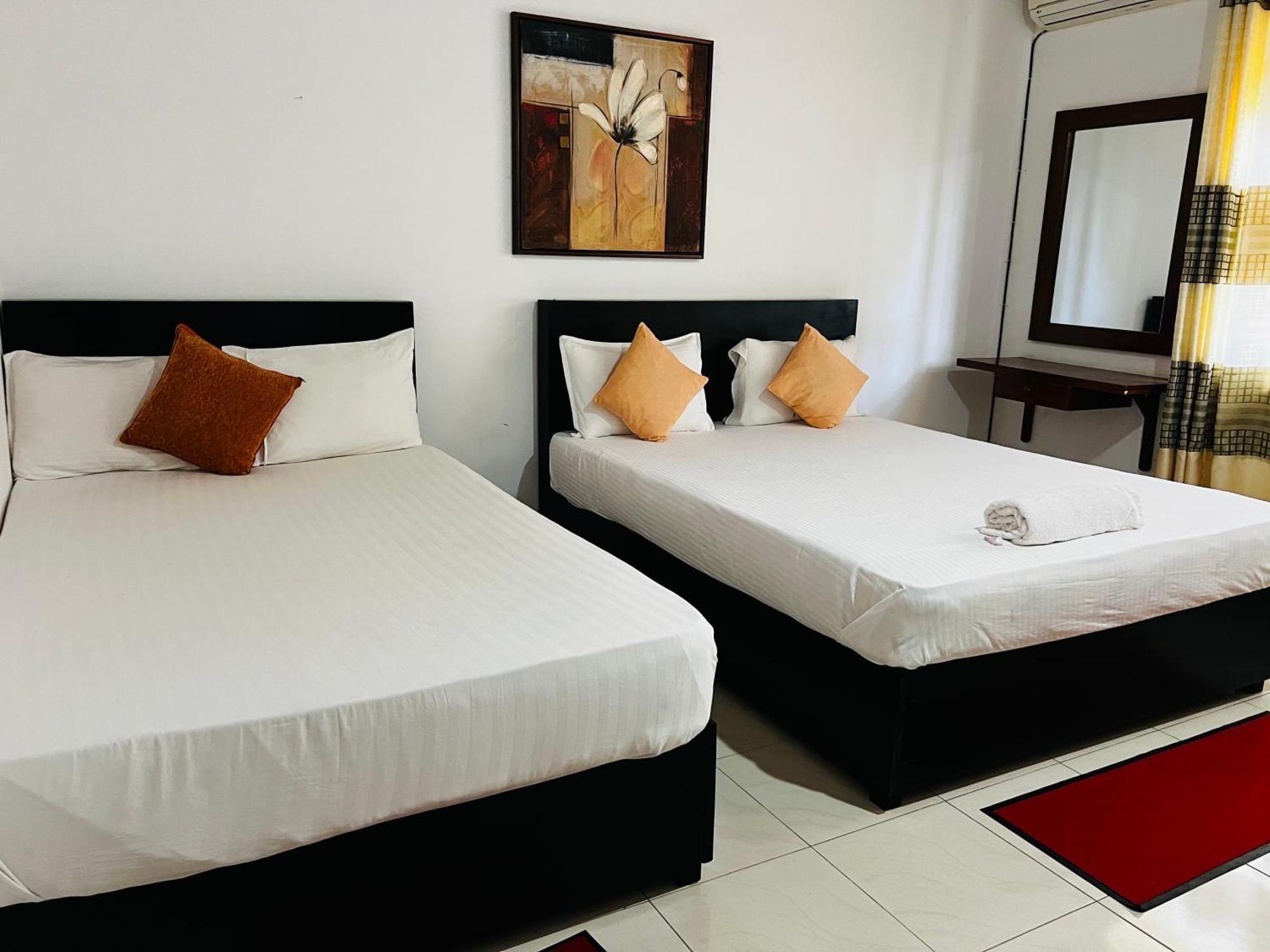 Sobaya Residence Ambalantota Luaran gambar